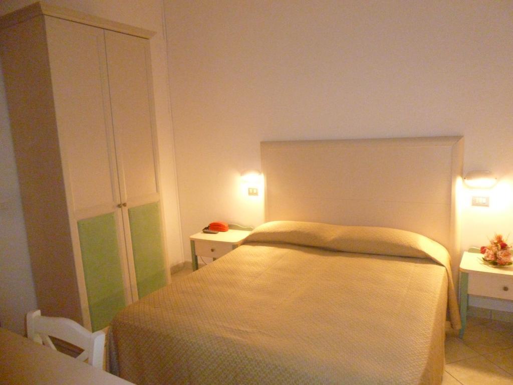 Hotel Basilea Bellaria-Igea Marina Eksteriør billede