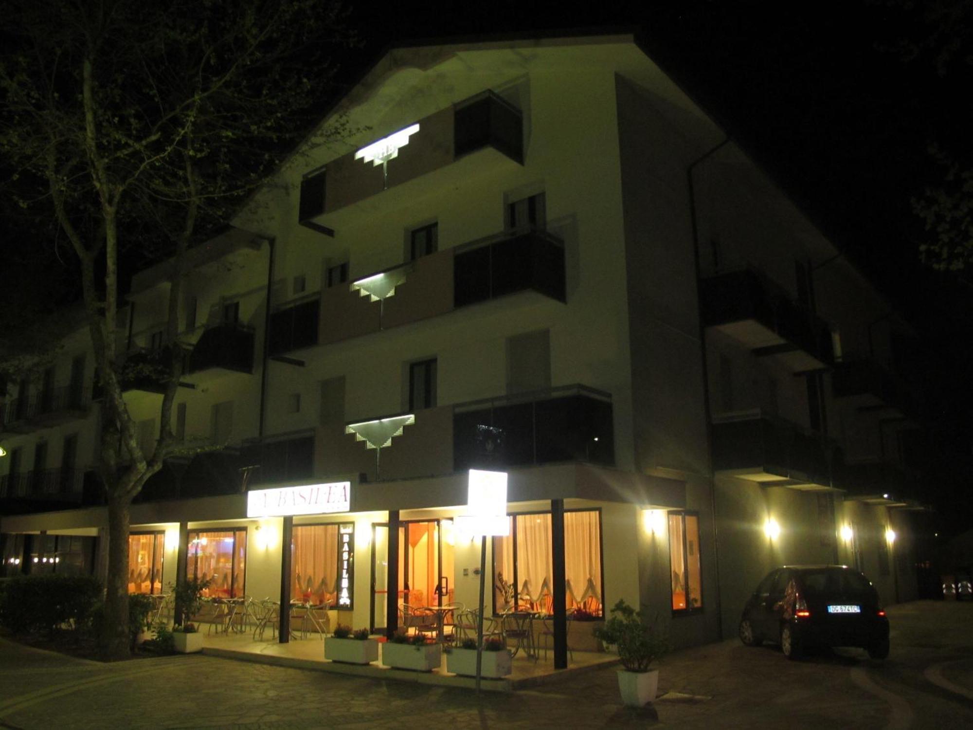 Hotel Basilea Bellaria-Igea Marina Eksteriør billede